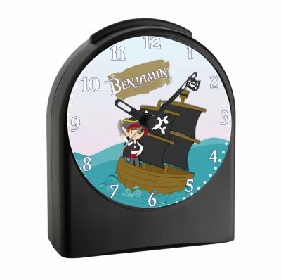 CreaDesign Kinder Funkwecker Personalisiert Mit Namen Pirat Atom-/Funkuhr, 12-Stunden-Anzeigeformat, Schlummerfunktion, Nachtlicht, Geräuschlos/Ohne Ticken 4 CreaDesign Kinder Funkwecker Personalisiert Mit Namen Pirat Atom-/Funkuhr, 12-Stunden-Anzeigeformat, Schlummerfunktion, Nachtlicht, Geräuschlos/Ohne Ticken - Image 2