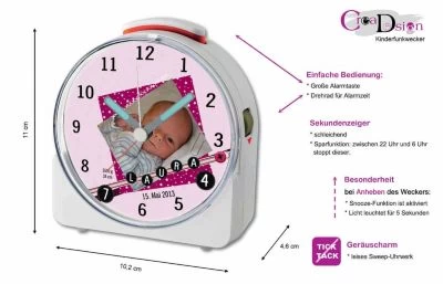 CreaDesign Kinder Funkwecker Weiß Personalisiert Mit Namen Scrapbooking Rosa 12-Stunden-Anzeigeformat, Geräuschlos/Ohne Ticken, Nachtlicht 7 CreaDesign Kinder Funkwecker Weiß Personalisiert Mit Namen Scrapbooking Rosa 12-Stunden-Anzeigeformat, Geräuschlos/Ohne Ticken, Nachtlicht - Image 5