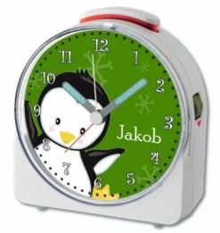 CreaDesign Kinder Funkwecker Weiß Personalisiert Mit Namen Pinguin Grün 12-Stunden-Anzeigeformat, Geräuschlos/Ohne Ticken, Nachtlicht 10 CreaDesign Kinder Funkwecker Weiß Personalisiert Mit Namen Pinguin Grün 12-Stunden-Anzeigeformat, Geräuschlos/Ohne Ticken, Nachtlicht -Audio Rabatte 28901570 04