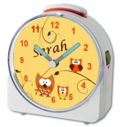 CreaDesign Kinder Funkwecker Weiß Personalisiert Mit Namen Eule Orange 12-Stunden-Anzeigeformat, Geräuschlos/Ohne Ticken, Nachtlicht 10 CreaDesign Kinder Funkwecker Weiß Personalisiert Mit Namen Eule Orange 12-Stunden-Anzeigeformat, Geräuschlos/Ohne Ticken, Nachtlicht -Audio Rabatte 28901694 04