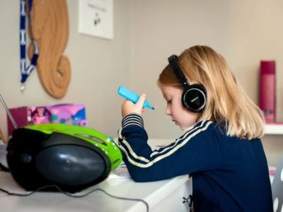 Lenco SCD-24 Grün/schwarz - Boombox CD-Player Mit Radio Und Kopfhöreranschluss 6 Lenco SCD-24 Grün/schwarz - Boombox CD-Player Mit Radio Und Kopfhöreranschluss - Image 4